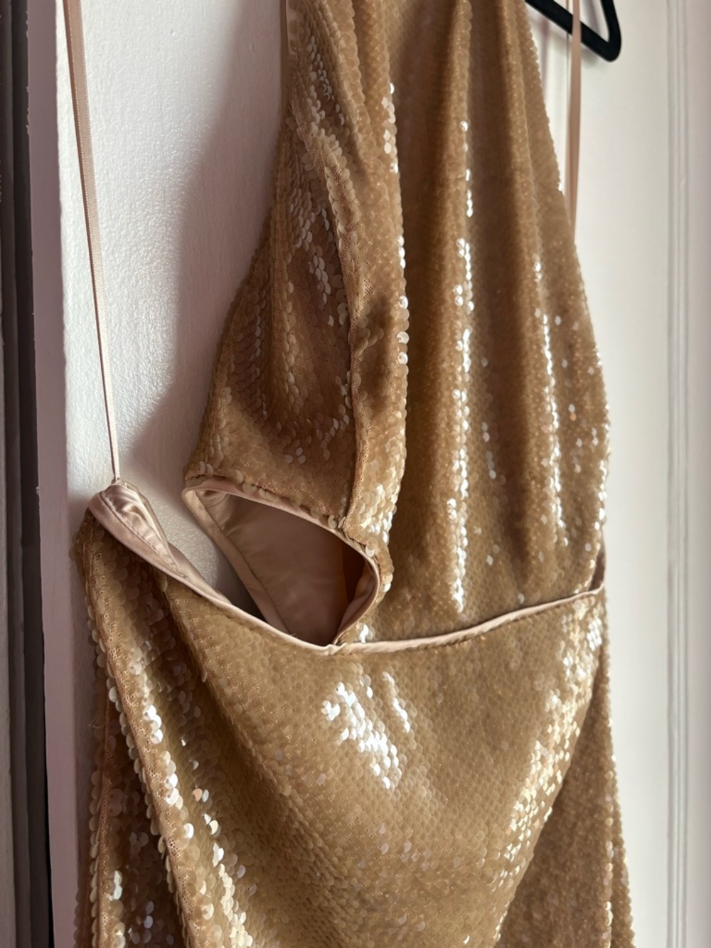 BCBGMAXAZRIA Sequin Cutout Halter Gown Gold Size 14 - Picture 6 of 8